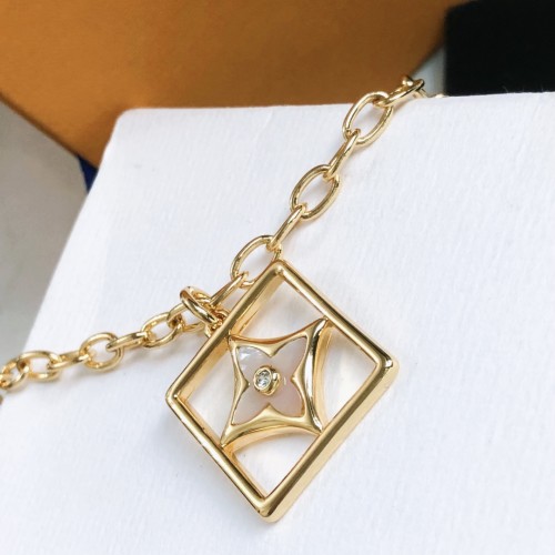 Louis Vuitton Luxury Womens Necklace yy391