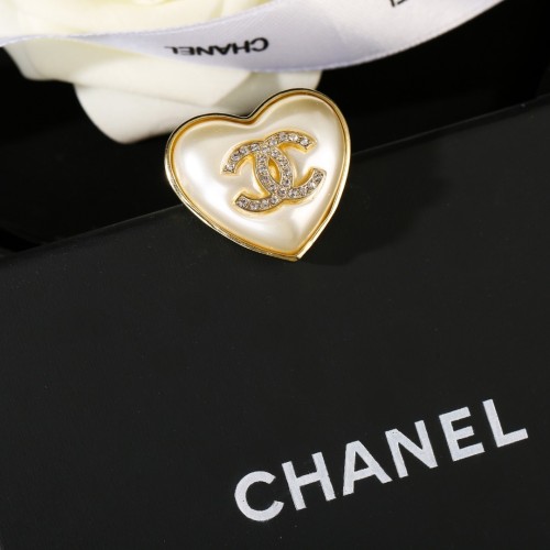 Chanel Luxury Womens Brooche