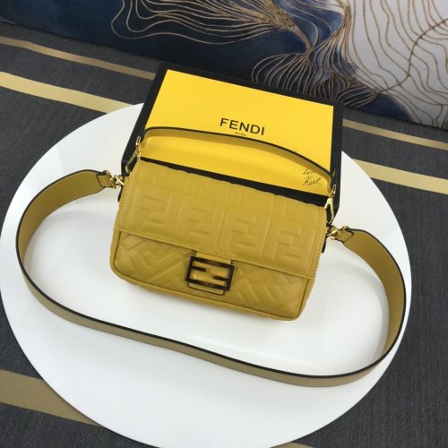 Fendi Womens Bag Handbag BAGUETTE
