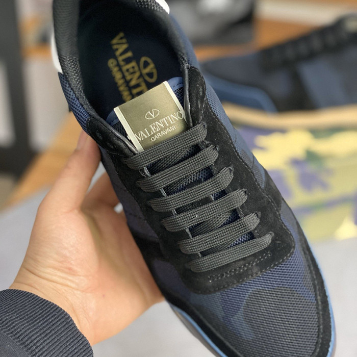 Valentino Men Shoes Fashion Design Luxury Brand ROCKRUNNER CAMOUFLAGE LAMINATED STUDDED SNEAKER with Original Box