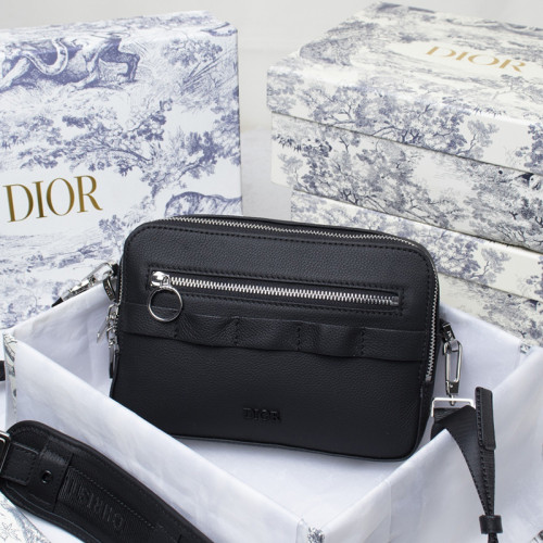 Dior Mens Bags Crossbody Bags SAFARI MESSENGER BAG Black Grained Calfskin