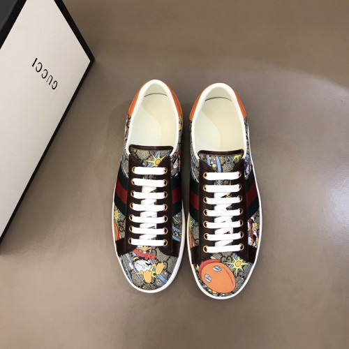 Gucci Women Shoes Sneakers Luxury Brand Women's Disney X Gucci Donald Duck Ace Sneaker 647950 2M110 8960 With Original Box