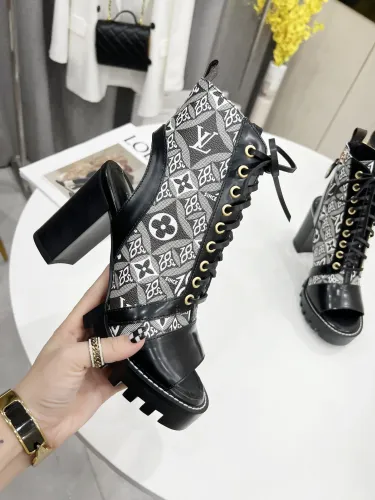 Louis Vuitton Womens Shoes Ankle Boots Leather Design Luxury Brand Summer Fashion Sandals PASSENGER SILHOUETTE BOOT with Original Box