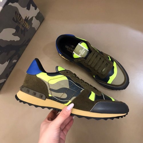 Valentino Men Shoes Fashion Design Luxury Brand ROCKRUNNER CAMOUFLAGE LAMINATED STUDDED SNEAKER with Original Box