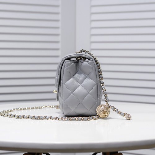 Chanel Womens Bags Crossbody Bag Flap Bag Lambskin & Gold-Tone Metal