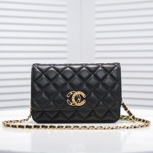 Chanel Womens Bags Crossbody Bag Chanel 19 Bag