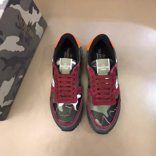 Valentino Men Shoes Fashion Design Luxury Brand ROCKRUNNER CAMOUFLAGE LAMINATED STUDDED SNEAKER with Original Box