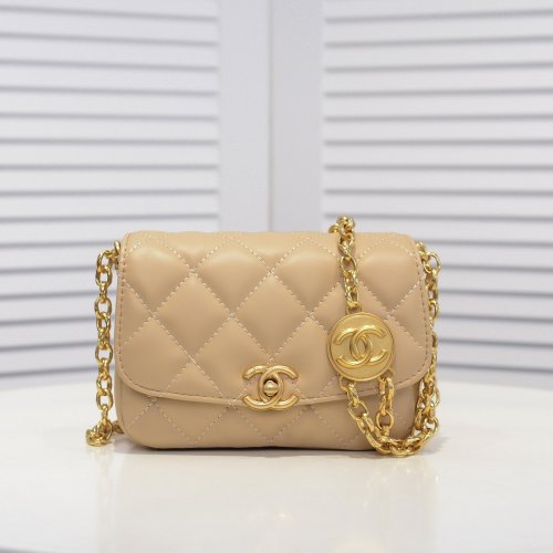 Chanel Womens Bags Small Flap bag Lambskin & Gold-Tone Metal