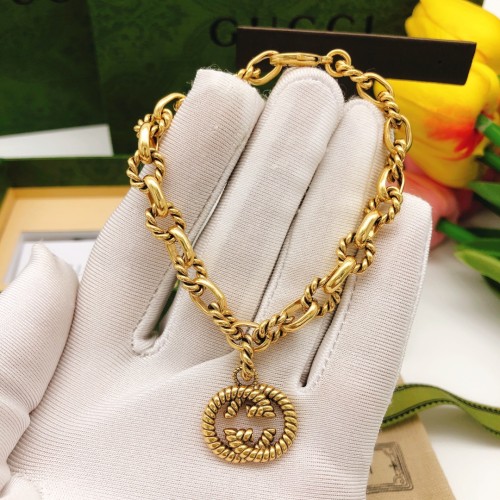 Gucci Luxury Men Womens Bracelet GSL0027