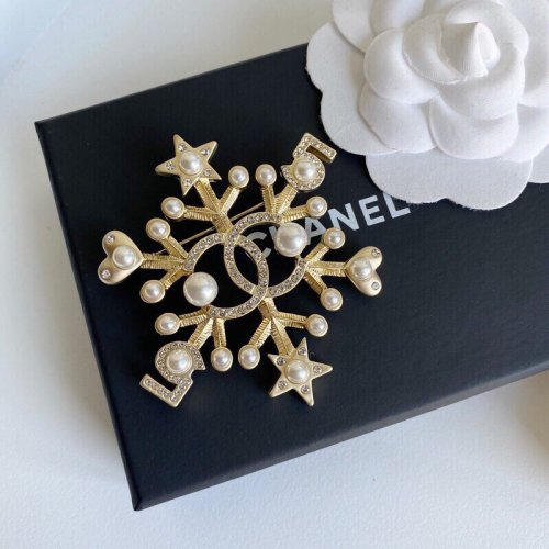 Chanel Luxury Womens Brooches