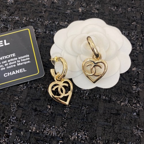 Chanel Luxury Womens Earrings E1725