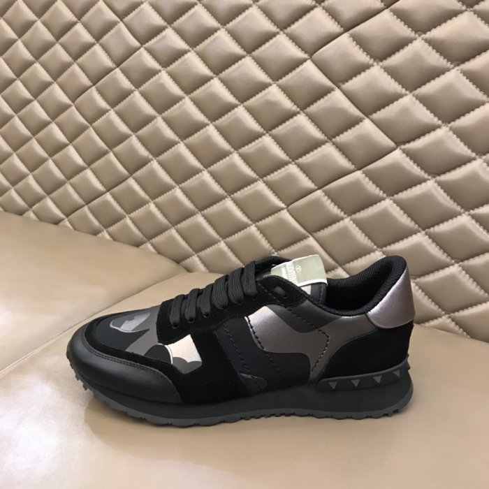 Valentino Men Shoes Fashion Design Luxury Brand ROCKRUNNER CAMOUFLAGE LAMINATED STUDDED SNEAKER with Original Box