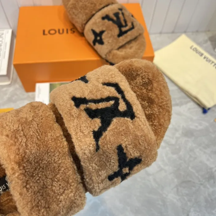 Louis Vuitton Womens Shoes Slide Slippers for Winter Wool Fabric Luxury Brand Designer PASEO FLAT COMFORT MULE with Original Box