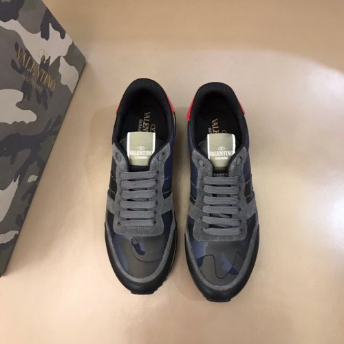 Valentino Men Shoes Fashion Design Luxury Brand ROCKRUNNER CAMOUFLAGE LAMINATED STUDDED SNEAKER with Original Box