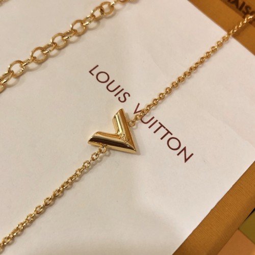 Louis Vuitton Luxury Womens Necklace Bracelet