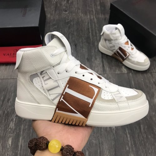 Valentino Men and Women Shoes Fashion Design Luxury Brand