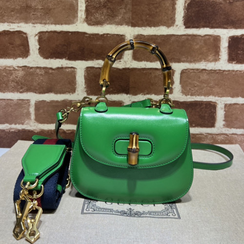 Gucci Womens Bags Handbags Shoulder Messenger Bags Luxury Brand Gucci Bamboo 1947 jumbo GG mini bag 686864 10ODT 3384 with Original Box