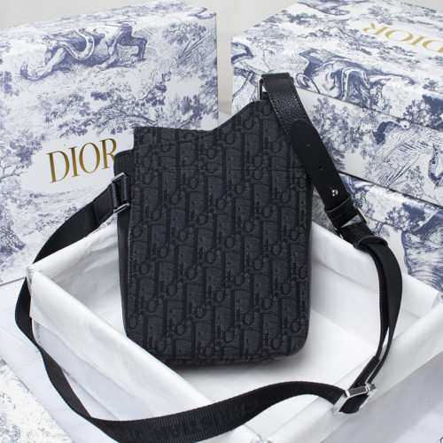 Dior Mens Bags Crossbody Bags SADDLE POUCH Black Dior Oblique Jacquard