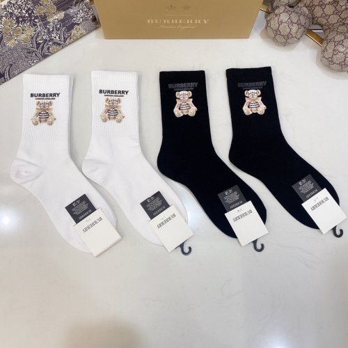 Burberry Socks 4 Pairs with Original Box Luxury Brand Breathable Burberry Sock