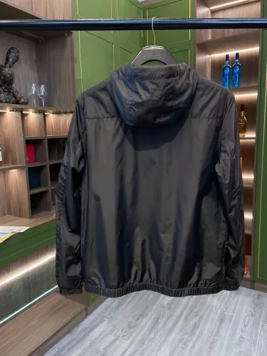 Moncler Design Mens Windprood Jackets Slim Thin Design Luxury Brand