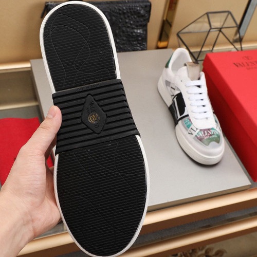Valentino Men Shoes Fashion Design Luxury Brand Calfskin VL7N Sneaker With Bands