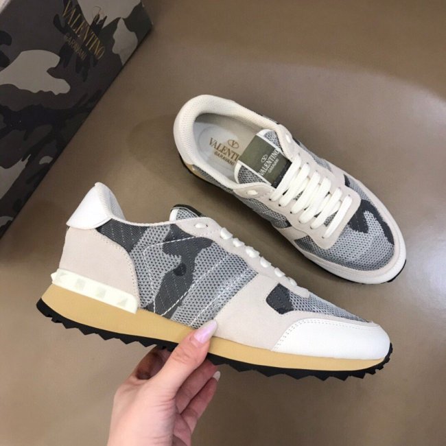 Valentino Men Shoes Fashion Design Luxury Brand ROCKRUNNER CAMOUFLAGE LAMINATED STUDDED SNEAKER with Original Box