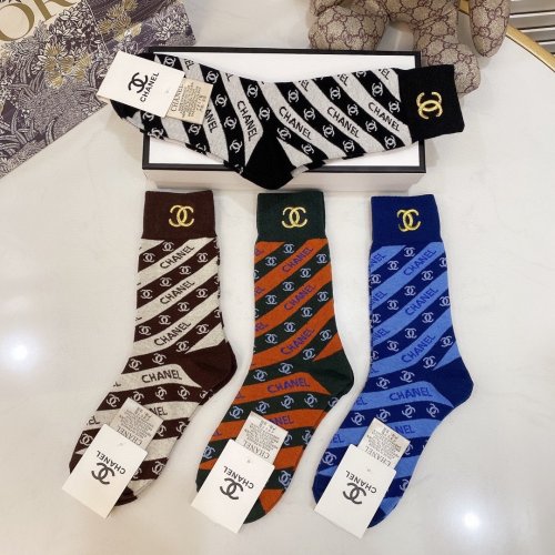Chanel Socks 4 Pairs with Original Box Luxury Brand Breathable Chanel Sock