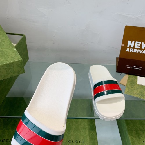 Gucci Mens Shoes Flat Sandals Slippers Luxury Brand Men's Web rubber slide sandal with Original Box 429469 GIB10 9079