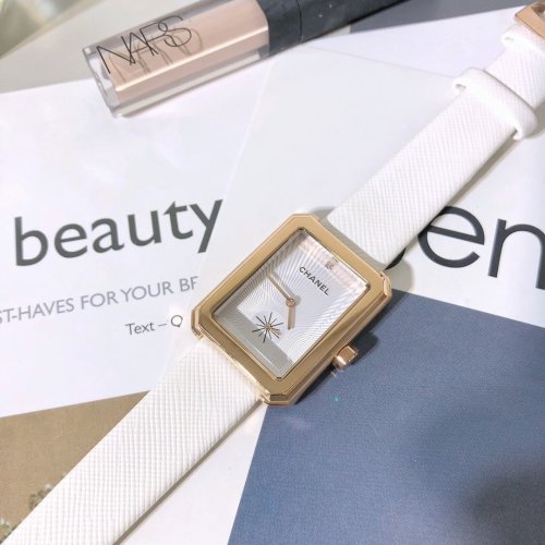 Chanel Womens Watch090