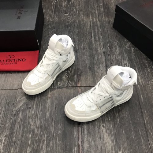 Valentino Men and Women Shoes Fashion Design Luxury Brand VLTN Sneakers  
