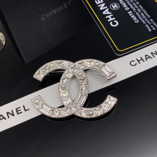 Chanel Luxury Womens Brooches