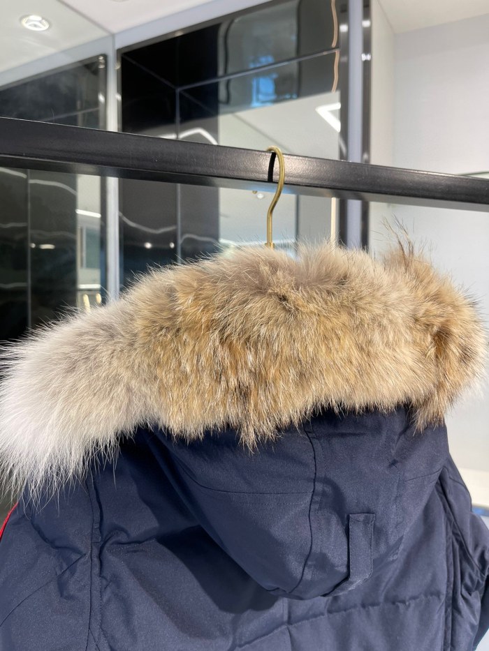 Canada Goose Design Mens Womens Winter Windprood Down Jackets Keep Warm 90% White Duck Down