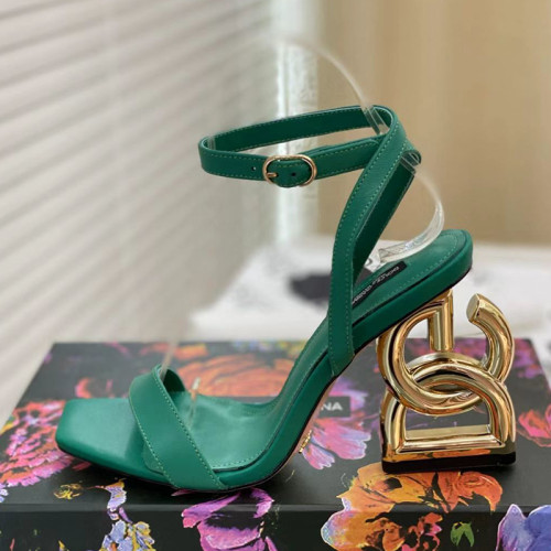 Dolce&Gabbana Womens Shoes Sandals Slippers Luxury Brand Fashion Patent leather sandals with DG Pop heel with Original Box