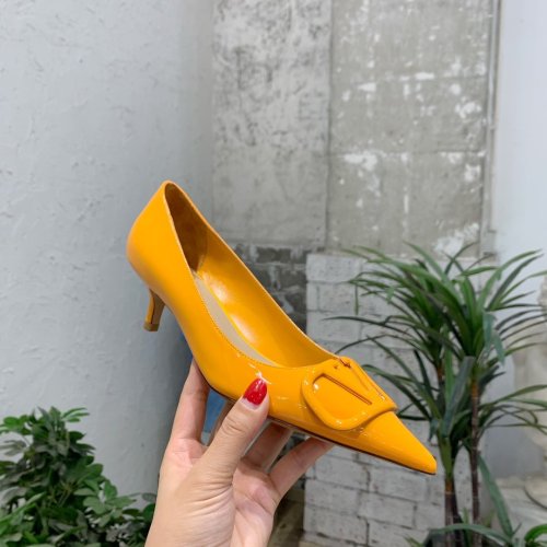 Valentino Women Shoes Mule Flip Flop Sandals VLOGO SIGNATURE CALFSKIN PUMP 45MM / 1.8 IN. Luxury Brand with Original Box