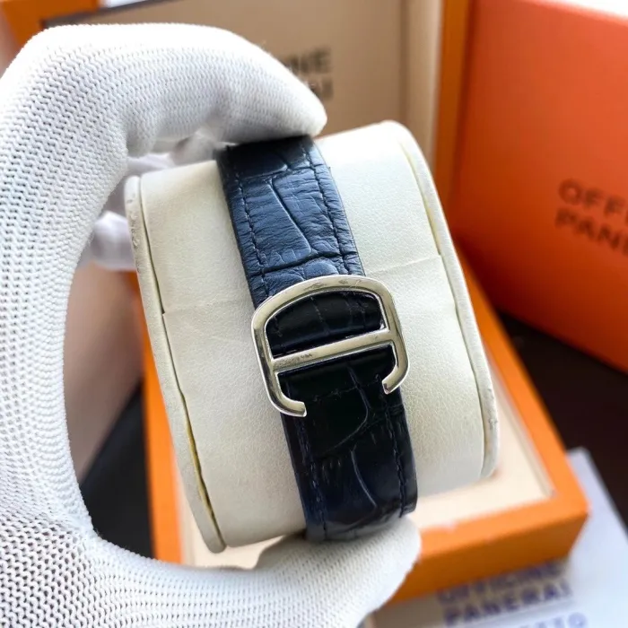 Cartier SA Watch Luxury Brand Design Fashion Type with Original Box