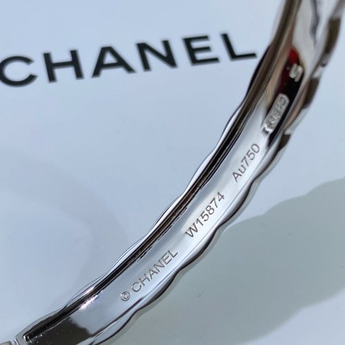 Chanel Luxury Womens Bracelet