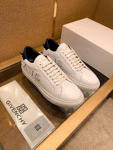 Givenchy Men Shoes Fashion Type Luxury Brand GIVENCHY SNEAKERS IN LEATHER WITH LATEX BAND with Original Box