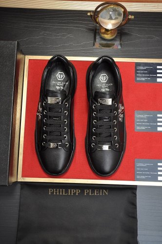 Philipp Plein Men Shoes Sneakers Low Top Sneaker Fashion Design Luxury Brand with Original Box