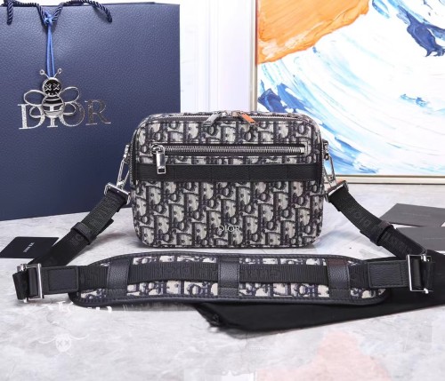 Dior Mens Bags Crossbody Bags SAFARI MESSENGER BAG Beige and Black Dior Oblique Jacquard with Original Box 1ESPO206YKY_H27E