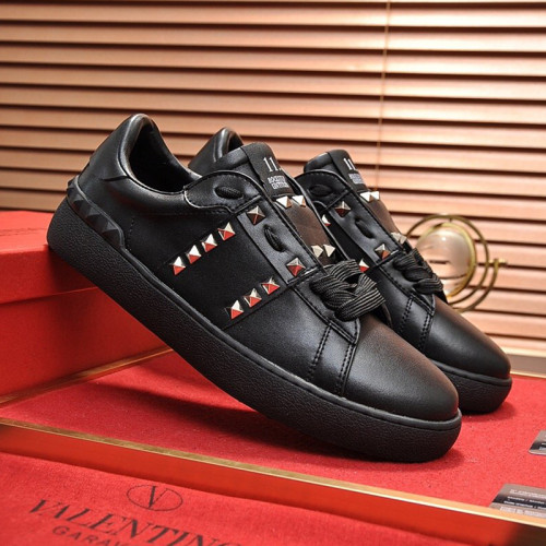 Valentino Garavani Rockstud Untitled Noir Calfskin Leather Sneaker Women Shoes Sneakers Luxury with Box VW2S0A01BXE0NO