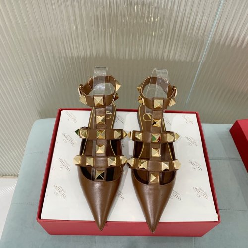 Valentino Women Shoes Mule Flip Flop Sandals ROMAN STUD CALFSKIN BALLET VW0S0BY5ZWMKG8 with Original Box FONDANT