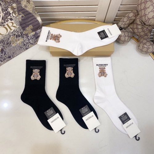 Burberry Socks 4 Pairs with Original Box Luxury Brand Breathable Burberry Sock