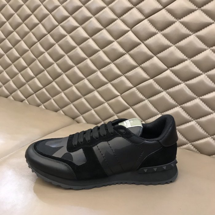 Valentino Men Shoes Fashion Design Luxury Brand ROCKRUNNER CAMOUFLAGE LAMINATED STUDDED SNEAKER with Original Box