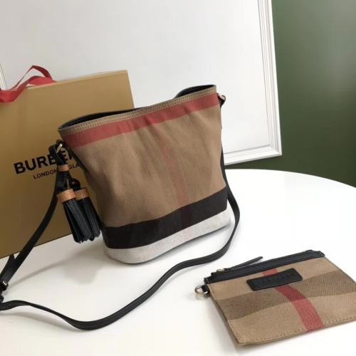 Burberry Womens Bag Bucket Bag