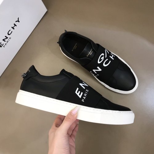 Givenchy Men Shoes Fashion Type Luxury Brand GIVENCHY SNEAKERS IN LEATHER WITH LATEX BAND with Original Box