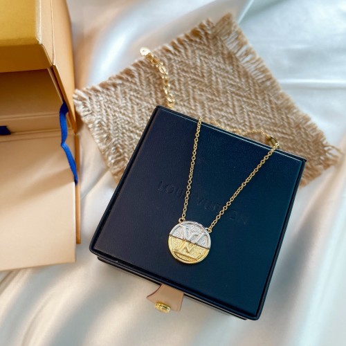 Louis Vuitton Luxury Womens Necklace AA391