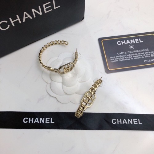 Chanel Luxury Womens Earrings