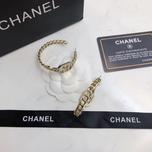 Chanel Luxury Womens Earrings