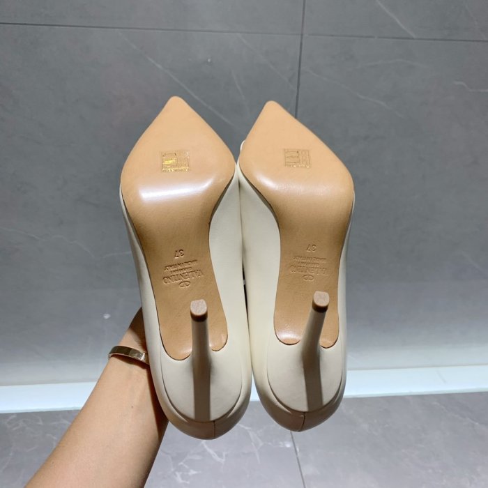 Valentino Women Shoes Mule Flip Flop Sandals VLOGO SIGNATURE CALFSKIN PUMP 80MM Luxury Brand with Original Box