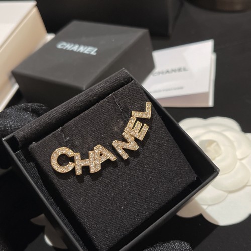 Chanel Luxury Womens Earrings XED0004